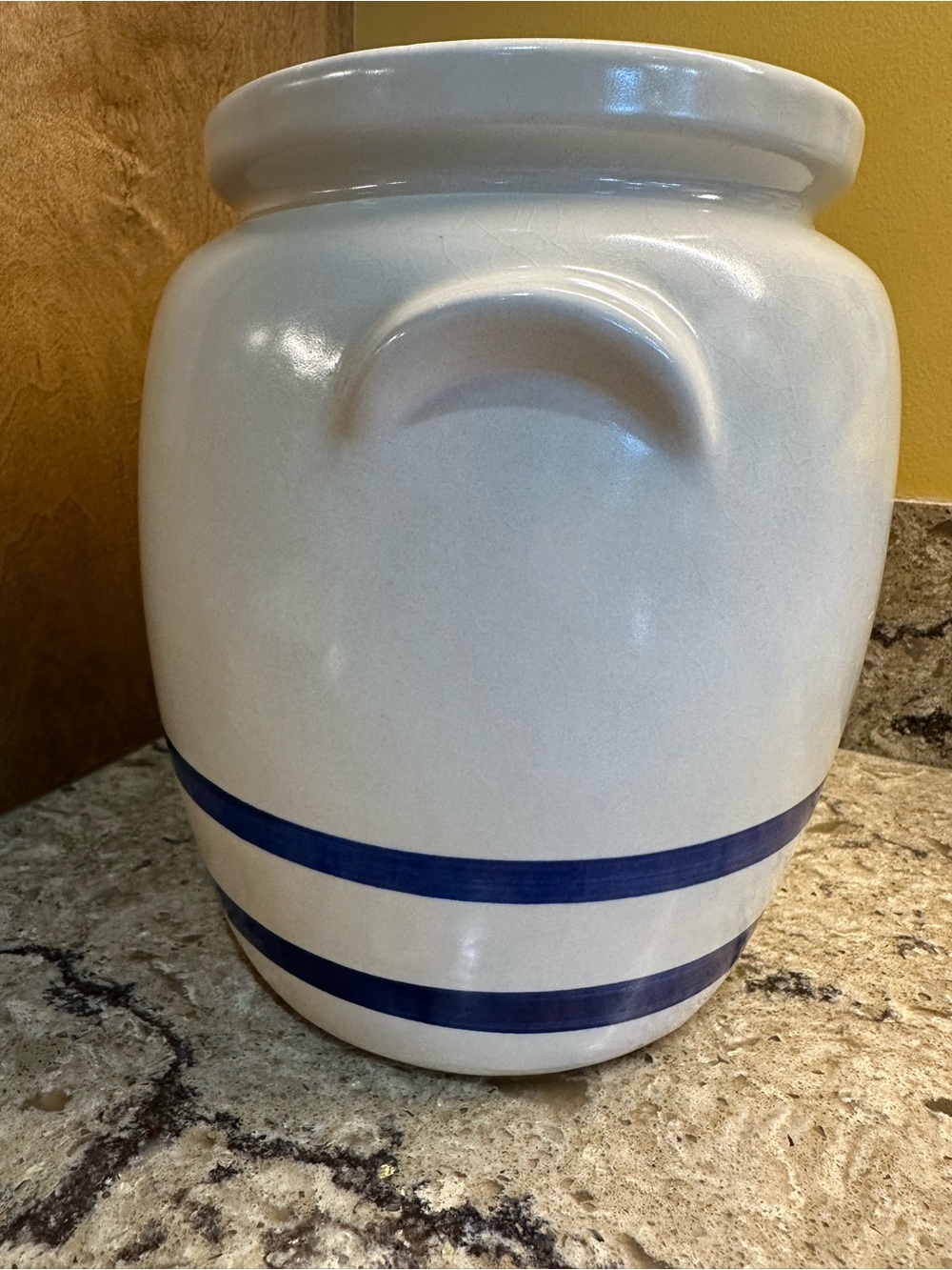 Robinson Ransbottom Cookie Jar with Navy Script - Picture 5 of 7